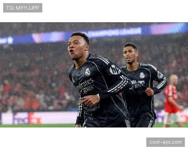 姆巴佩持球终结效率突出,皇马进攻体系却显单薄 姆巴佩持球终结效率突出,皇马进攻体系却显单薄